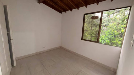 Casa en arriendo en Estadio, Medellín · foto 23 de 24