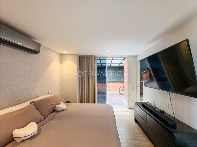 Apartamento de 2 alcobas en venta en Alejandría, Medellín, 261 m² · foto 8 de 11