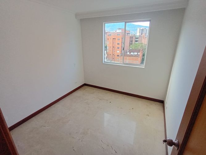 Apartamento de 3 alcobas en arriendo en Laureles, Medellín, 85 m² · foto 16 de 20