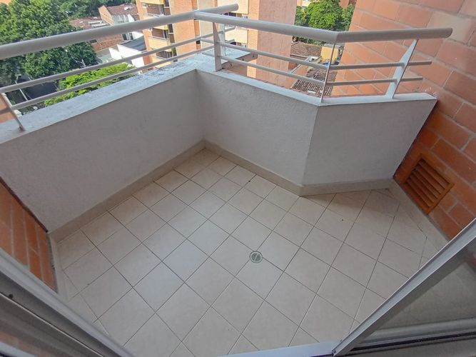 Apartamento de 3 alcobas en arriendo en Laureles, Medellín, 85 m² · foto 20 de 20