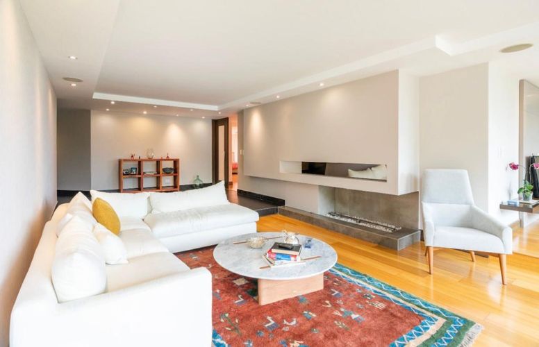 Apartamento de 3 alcobas en venta en Chicó Alto, Bogotá, 273 m² · foto 3 de 10