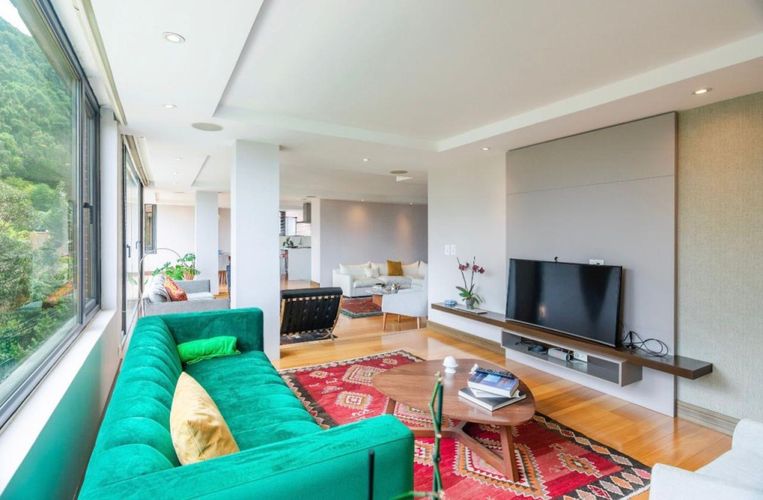 Apartamento de 3 alcobas en venta en Chicó Alto, Bogotá, 273 m² · foto 4 de 10