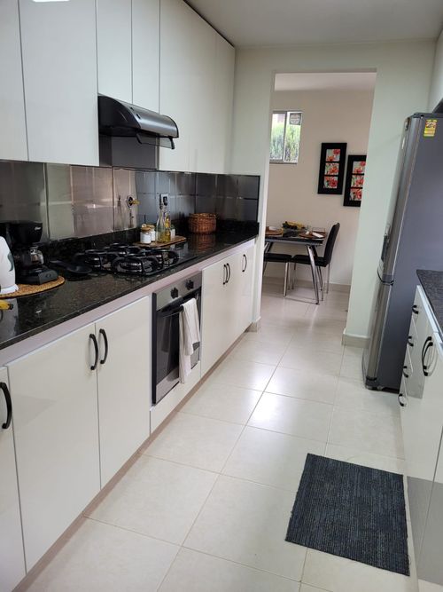 Casa de 3 alcobas en venta en El Poblado, Envigado, 230 m² · foto 9 de 19