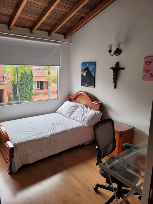 Casa de 3 alcobas en venta en El Poblado, Envigado, 230 m² · foto 19 de 19