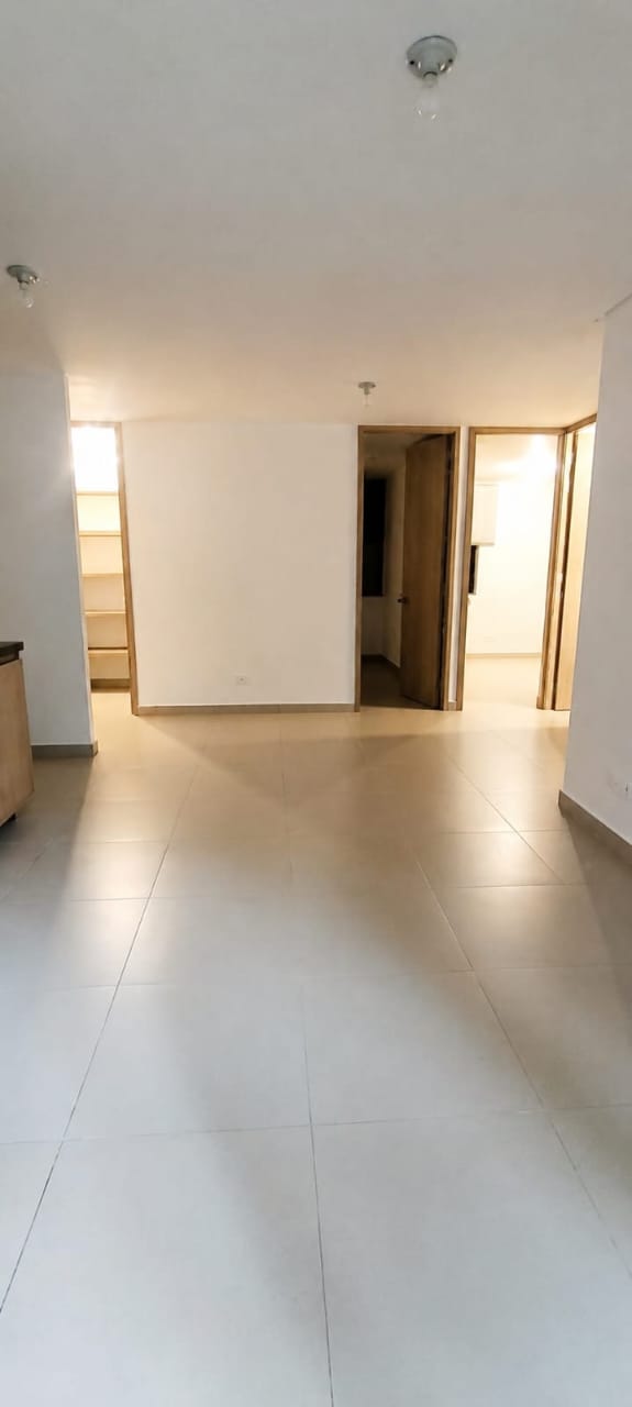 Apartamento en venta en Cumbres, Envigado · foto 2 de 7