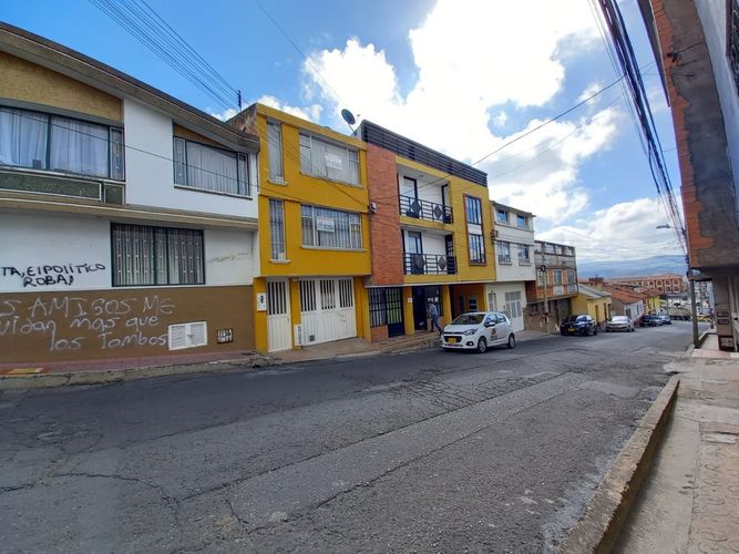 Casa de 6 alcobas en venta en Las Nieves, Tunja, 180 m² · foto 13 de 23