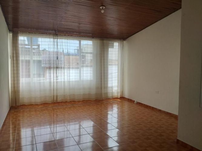 Casa de 6 alcobas en venta en Las Nieves, Tunja, 180 m² · foto 16 de 23