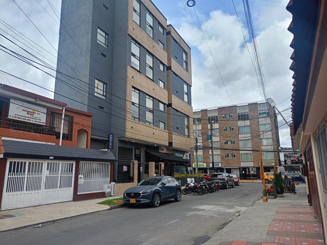 Apartaestudio en venta en Modelia Occidental, Bogotá, 26 m² · foto 1 de 14