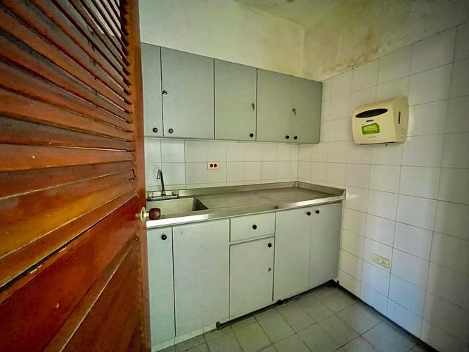 Edificio en venta en San Pedro, Cali, 1914 m² · foto 9 de 19