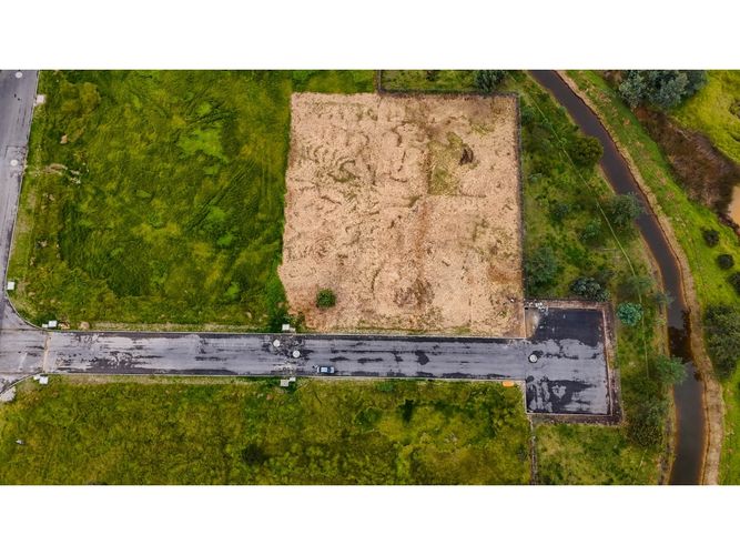 Lote en venta en Siberia, Cota, 8090 m² · foto 3 de 3