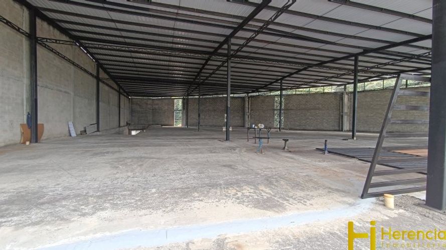 Bodega en arriendo en La Tablaza, La Estrella, 1370 m² · foto 5 de 7