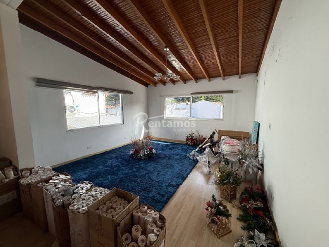 Local en arriendo en Patio Bonito, Medellín, 380 m² · foto 16 de 20