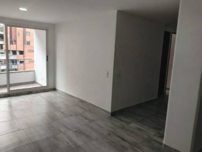 Apartamento de 3 alcobas en arriendo en Vía Las Palmas, Medellín, 87 m² · foto 3 de 24