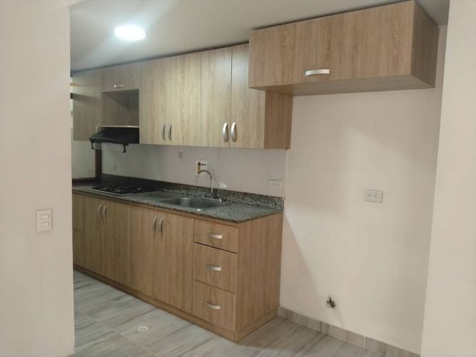 Apartamento de 3 alcobas en arriendo en Vía Las Palmas, Medellín, 87 m² · foto 10 de 24