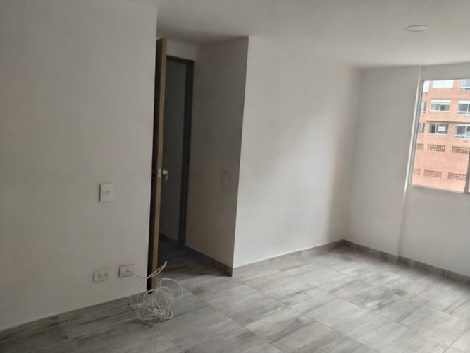Apartamento de 3 alcobas en arriendo en Vía Las Palmas, Medellín, 87 m² · foto 12 de 24