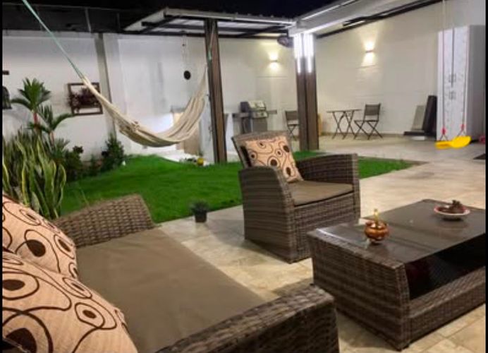 Casa de 4 alcobas en venta en Prados Del Norte, Cali, 225 m² · foto 10 de 24