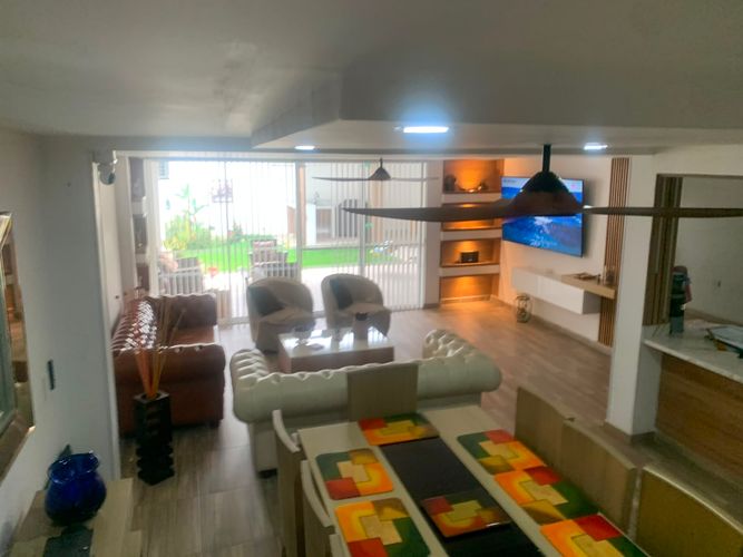 Casa de 4 alcobas en venta en Prados Del Norte, Cali, 225 m² · foto 13 de 24