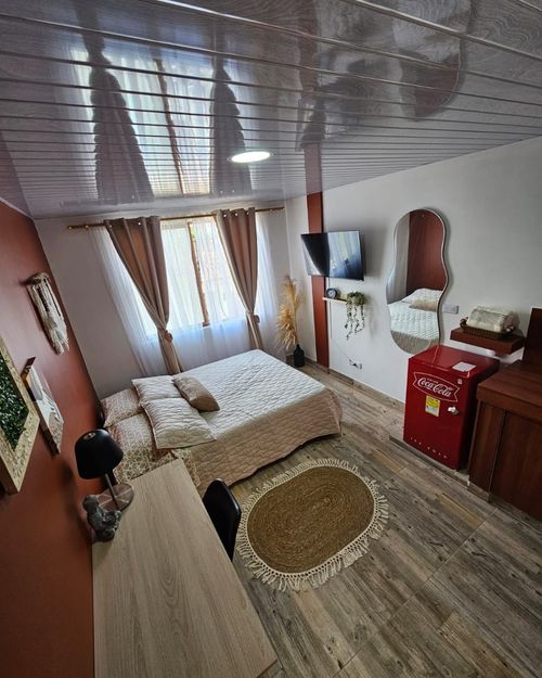 Casa de 5 alcobas en venta en San Antonio, Cali · foto 3 de 5