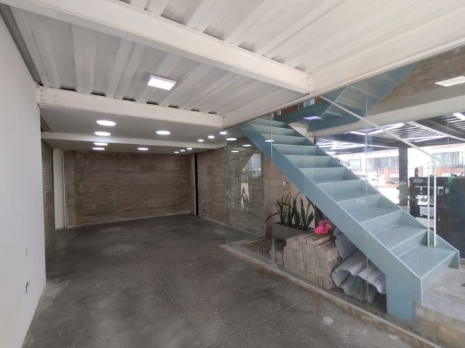 Local en arriendo en El Refugio, Cali, 30 m² · foto 6 de 9