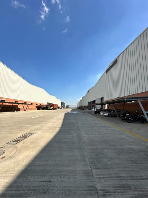Bodega en arriendo en Acopi, Yumbo · foto 4 de 12