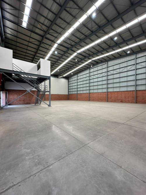 Bodega en arriendo en Acopi, Yumbo · foto 11 de 12