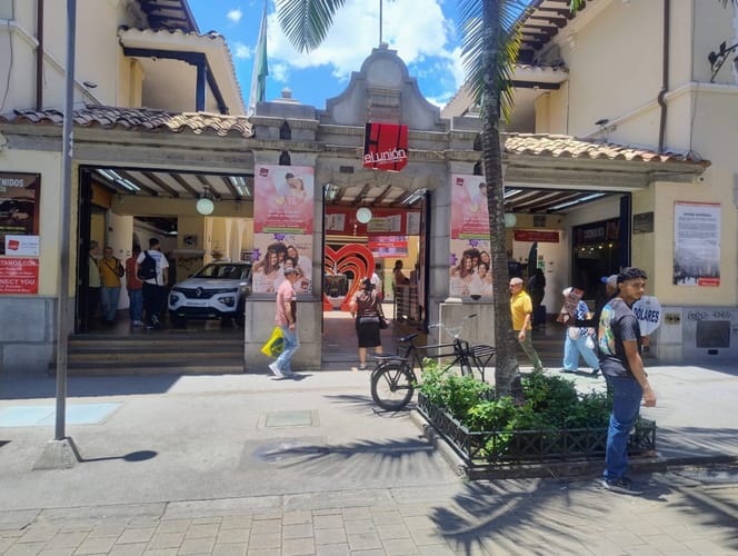 Local en arriendo en La Candelaria, Medellín, 17 m² · foto 8 de 8
