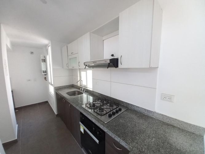 Apartamento de 3 alcobas en venta en Picaleña Y Mirolindo, Ibagué, 76 m² · foto 20 de 24