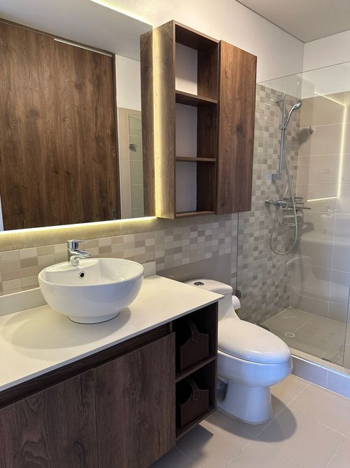 Apartamento de 1 alcoba en arriendo en Chico Norte, Bogotá, 56 m² · foto 10 de 12