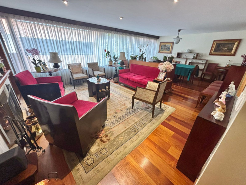 Apartamento en venta en Santa Barbara Central, Bogotá · foto 4 de 24