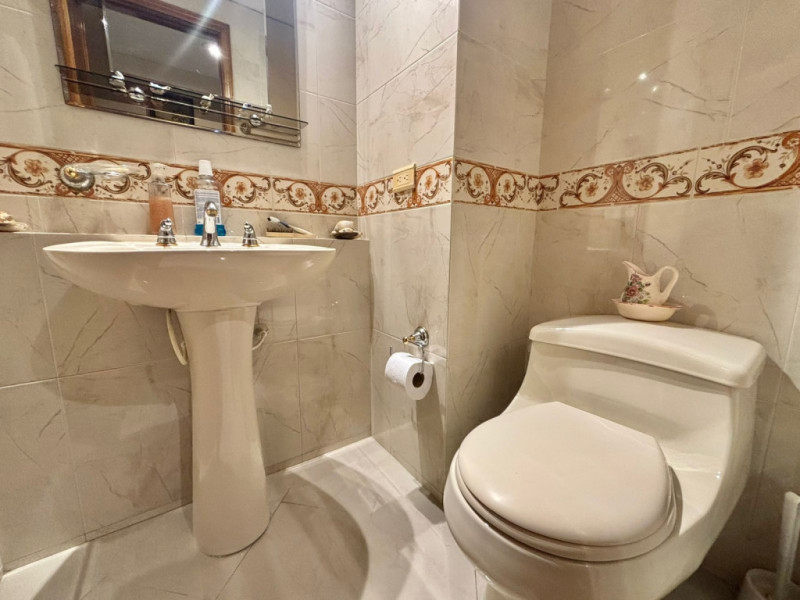 Apartamento en venta en Santa Barbara Central, Bogotá · foto 5 de 24