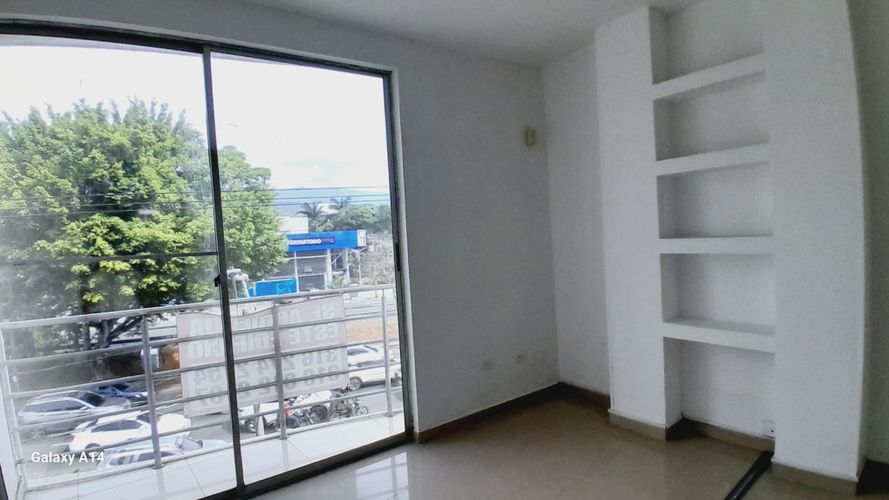 Edificio en arriendo en Prados Del Limonar, Cali, 200 m² · foto 11 de 24
