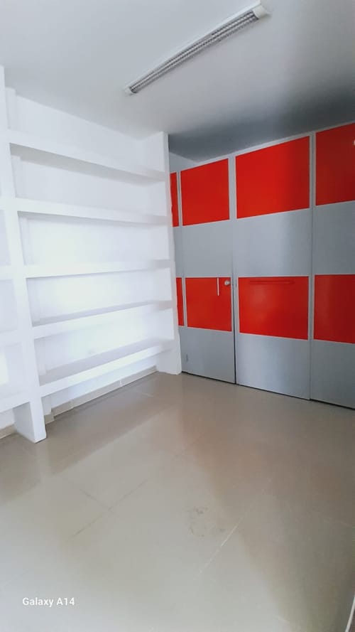Edificio en arriendo en Prados Del Limonar, Cali, 200 m² · foto 20 de 24