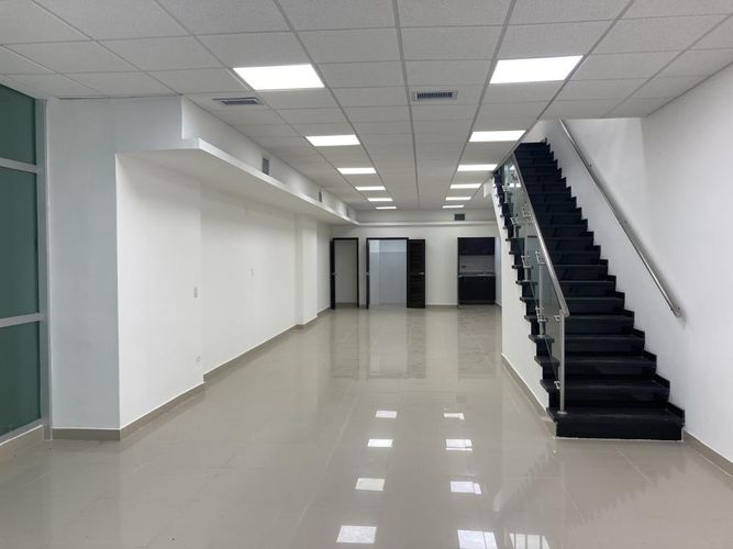Local en arriendo en Batallon Infanteria, Barranquilla, 200 m² · foto 3 de 10