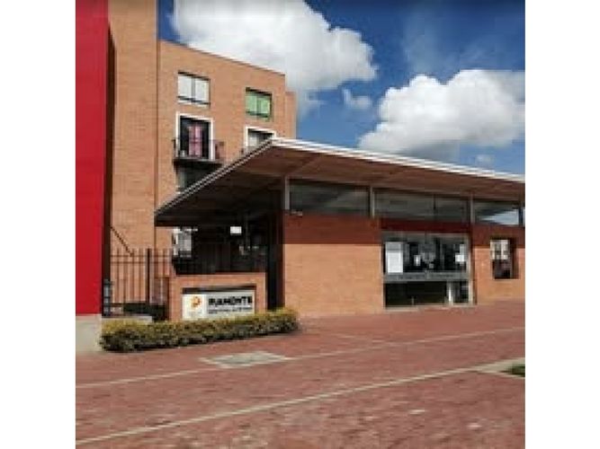 Apartamento de 3 alcobas en venta en Conjunto Residencial Villas De Alcala, Madrid, 60 m² · foto 2 de 22