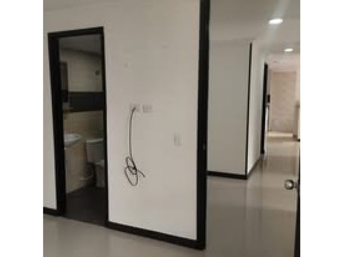 Apartamento de 3 alcobas en venta en Conjunto Residencial Villas De Alcala, Madrid, 60 m² · foto 12 de 22