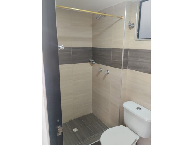 Apartamento de 3 alcobas en venta en Conjunto Residencial Villas De Alcala, Madrid, 60 m² · foto 15 de 22