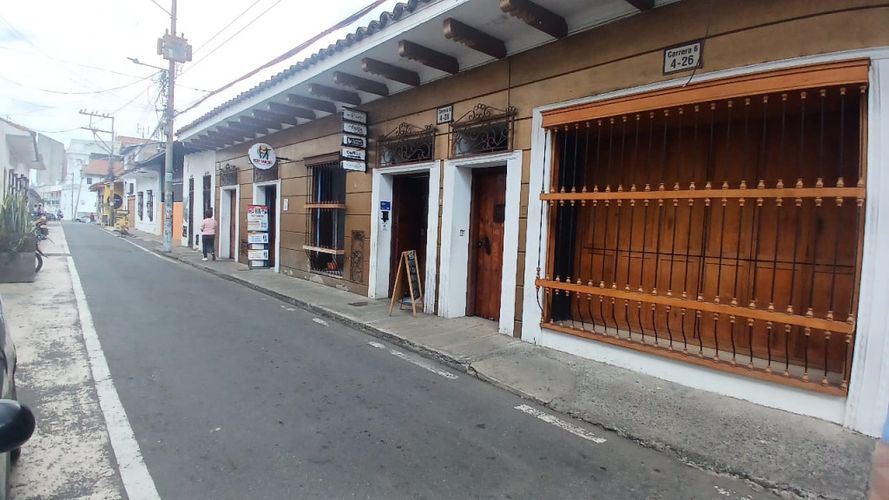 Casa de 13 alcobas en venta en San Antonio, Cali, 767 m² · foto 10 de 12