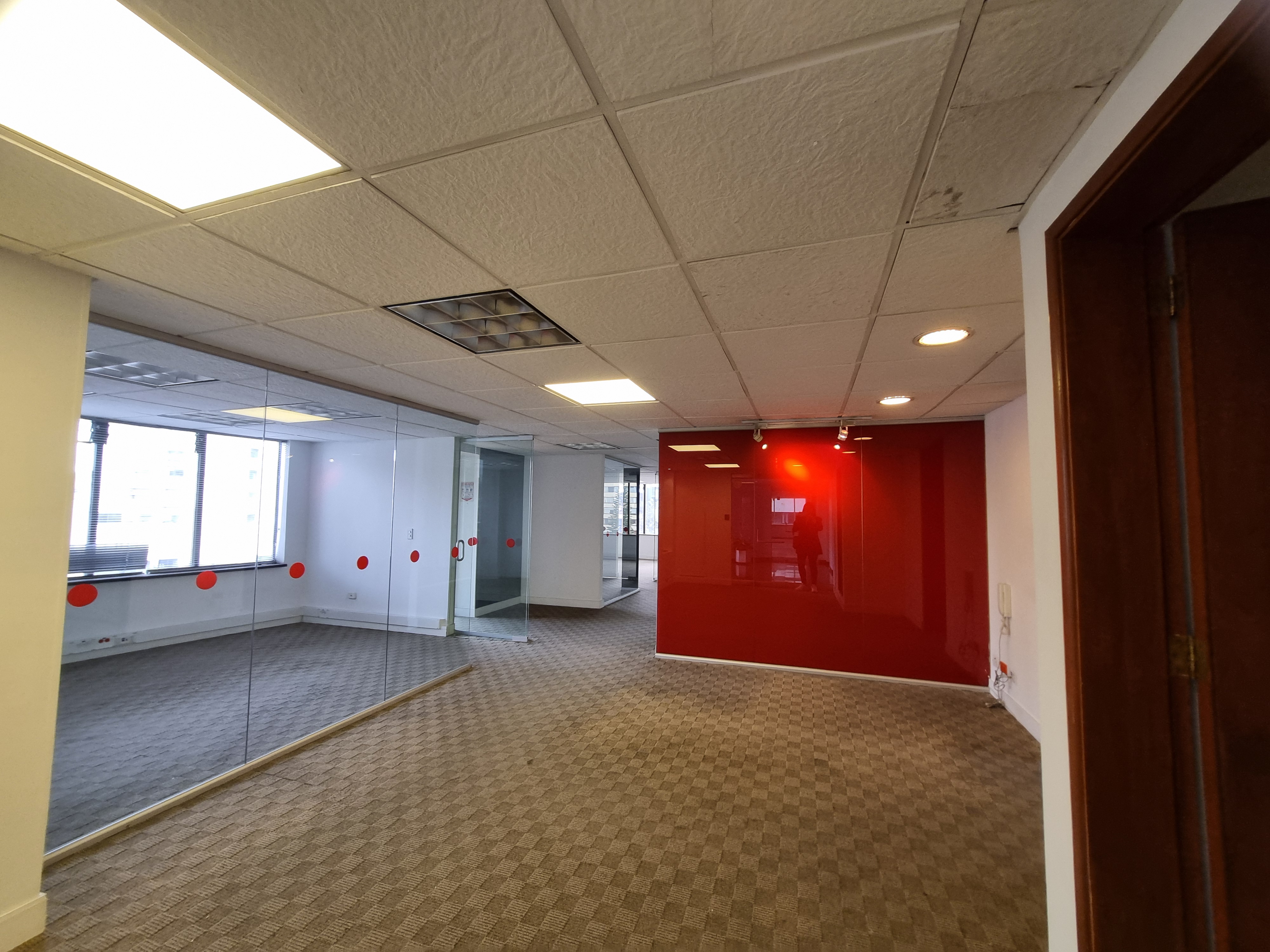 Office for rent in Los rosales, Bogotá