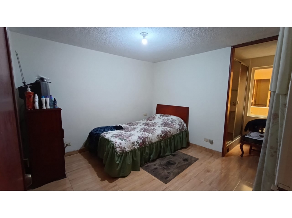 Casa en venta en Fontibon, Bogotá · foto 16 de 24