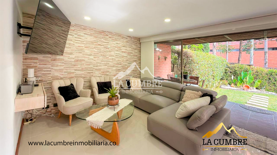 Casa de 3 alcobas en arriendo en San Lucas, Medellín, 180 m² · foto 3 de 17