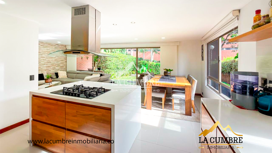 Casa de 3 alcobas en arriendo en San Lucas, Medellín, 180 m² · foto 5 de 17