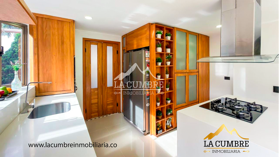 Casa de 3 alcobas en arriendo en San Lucas, Medellín, 180 m² · foto 6 de 17