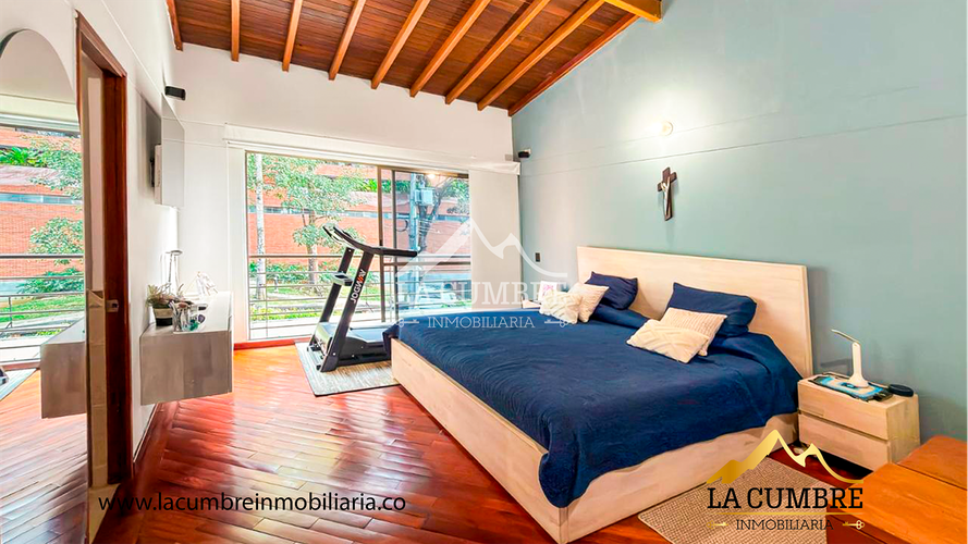 Casa de 3 alcobas en arriendo en San Lucas, Medellín, 180 m² · foto 9 de 17