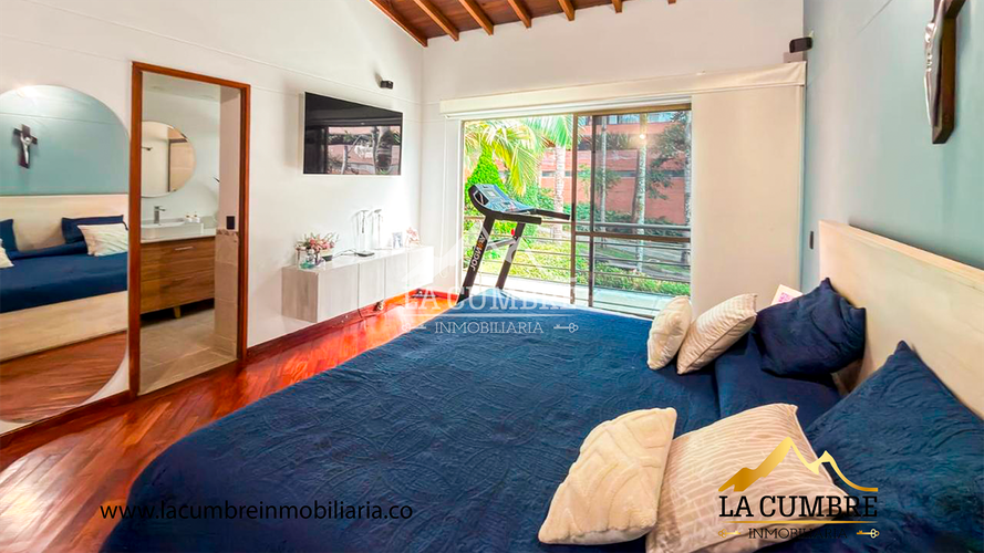 Casa de 3 alcobas en arriendo en San Lucas, Medellín, 180 m² · foto 10 de 17