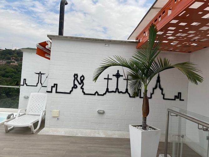 Apartamento de 4 alcobas en venta en Cristales, Cali, 378 m² · foto 3 de 24