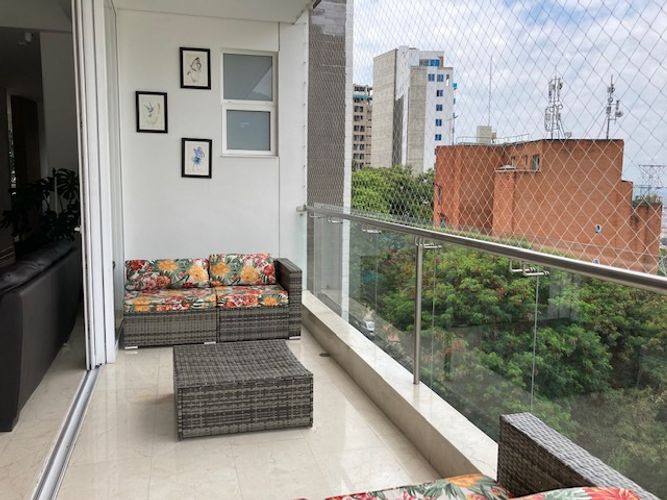 Apartamento de 4 alcobas en venta en Cristales, Cali, 378 m² · foto 16 de 24