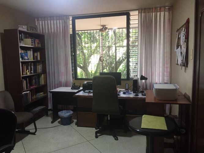 Apartamento de 4 alcobas en venta en Normandia, Cali, 350 m² · foto 13 de 20