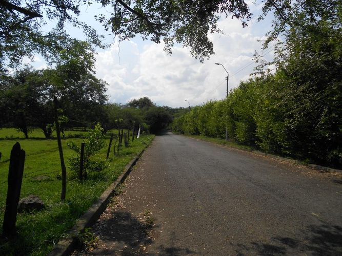 Lote en venta en Pance, Cali, 15600 m² · foto 2 de 15