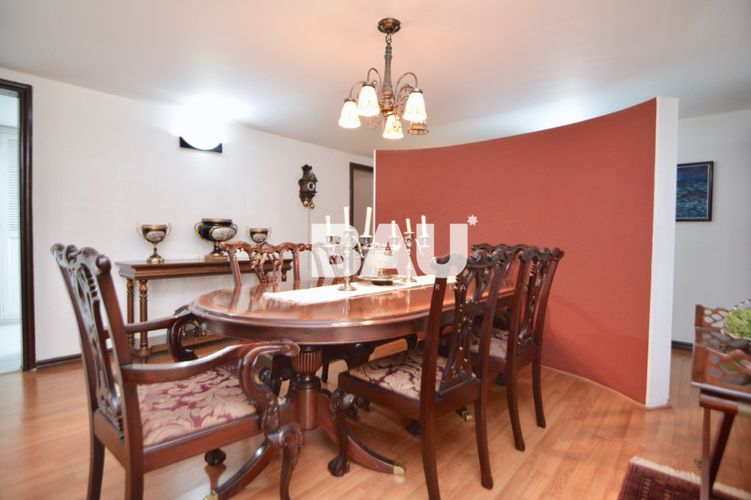 Apartamento de 2 alcobas en venta en Santa Barbara Occidental, Bogotá, 152 m² · foto 7 de 20