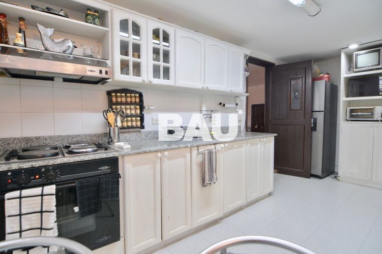 Apartamento de 2 alcobas en venta en Santa Barbara Occidental, Bogotá, 152 m² · foto 12 de 20